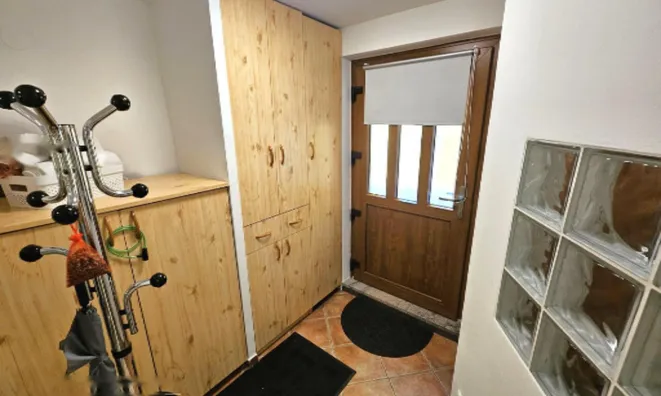 Недвижимость 1-комнатная квартира в центре Копера: 4