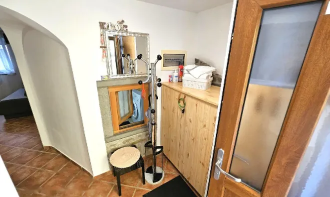 Недвижимость 1-комнатная квартира в центре Копера: 5