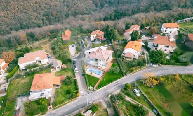 Недвижимость Квартира в Верхние Шкофии: 17