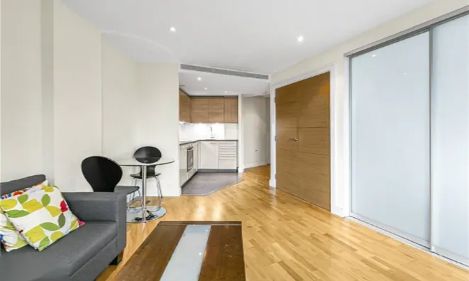 Недвижимость St. George Wharf: 14