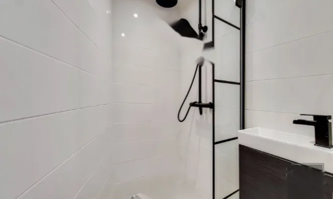 Недвижимость —: 4