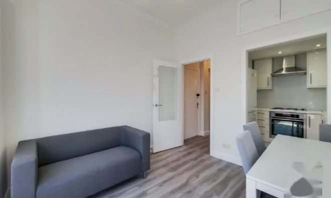 Недвижимость —: 7