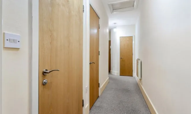 Недвижимость Wyndhams Court, 32 Celandine Drive: 2