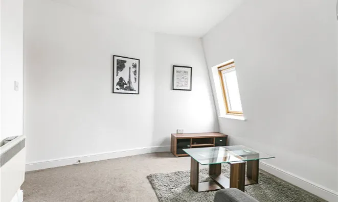 Недвижимость Warple Way: 5