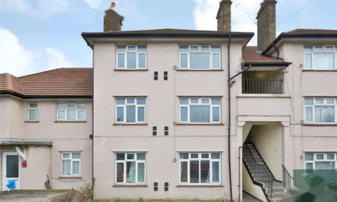 Недвижимость North Circular Road: 4