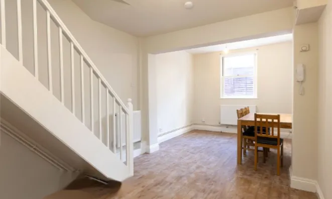 Недвижимость 304/306 Battersea Park Road: 5