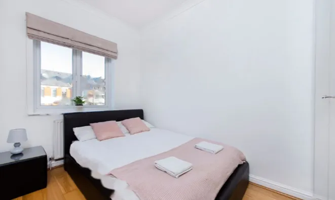 Недвижимость Finchley Road: 2