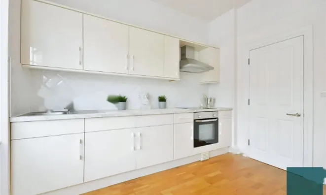 Недвижимость Golders Green Road: 8