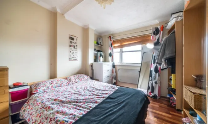 Недвижимость St. Georges Road: 4