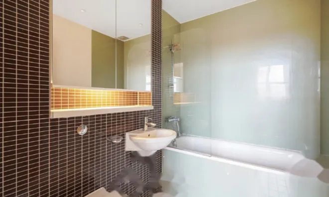 Недвижимость Bromyard Avenue, Acton: 2