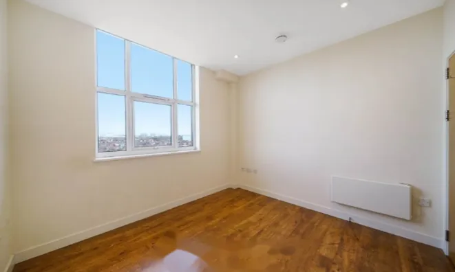 Недвижимость Bromyard Avenue, Acton: 3