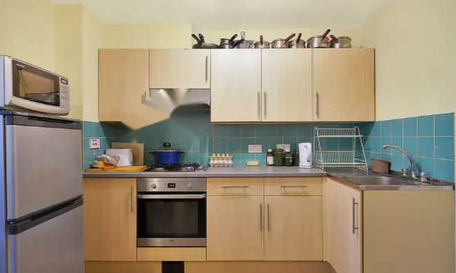 Недвижимость Hazlewood Crescent: 6