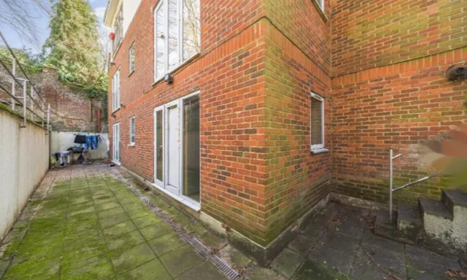 Недвижимость Archway Road: 3