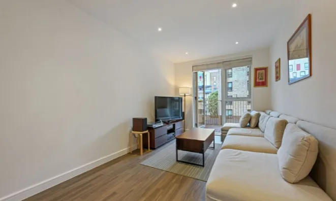 Недвижимость Munster Court, Acton Gardens: 1