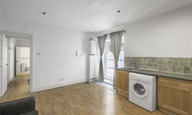 Недвижимость Voltaire Road: 6