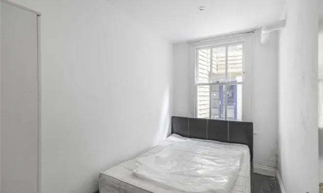 Недвижимость Voltaire Road: 8