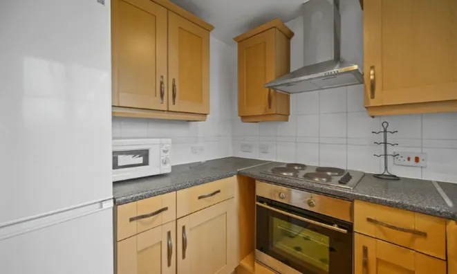 Недвижимость Windmill Drive, Cricklewood: 7