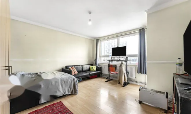 Недвижимость De Beauvoir Estate: 10