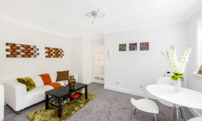 Недвижимость Trenmar Gardens: 1