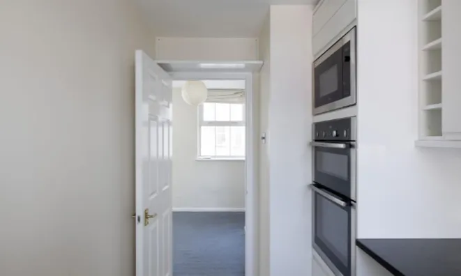 Недвижимость Westminster Bridge Road: 4