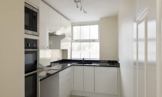 Недвижимость Westminster Bridge Road: 6