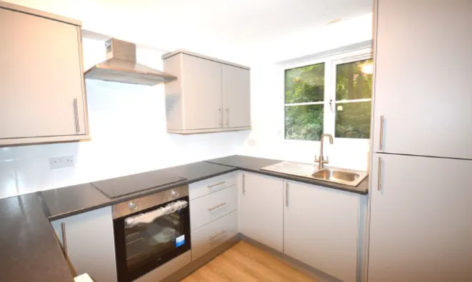 Недвижимость Hawarden Hill, Dollis Hill Lane, Brook Road: 10