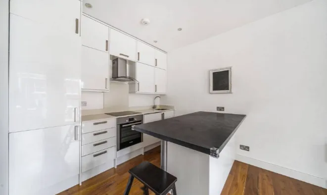 Недвижимость Minster Road, West Hampstead: 2