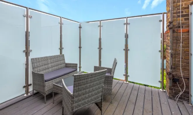 Недвижимость Shinfield Street: 12