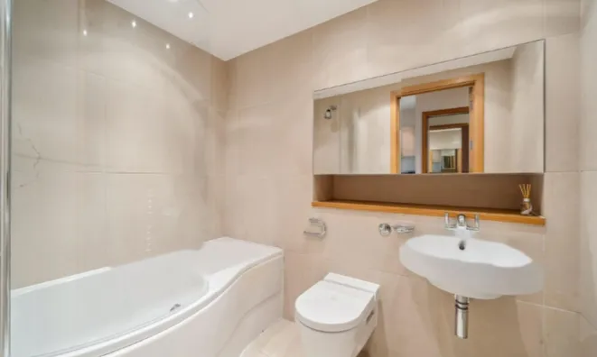 Недвижимость Eustace Building: 3