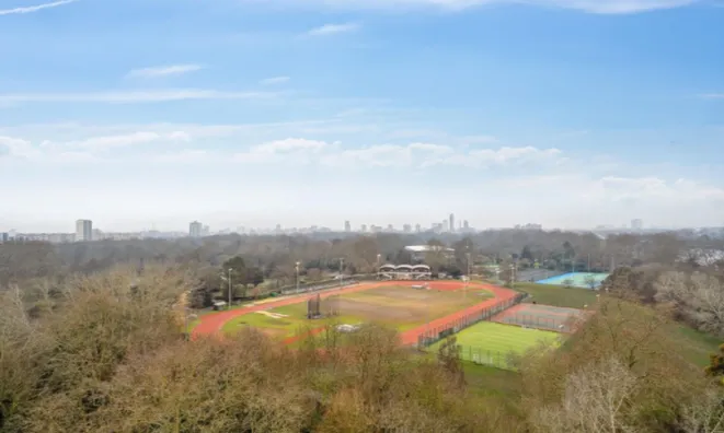 Недвижимость Eustace Building: 9