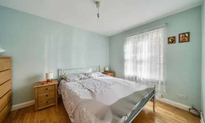 Недвижимость Longfellow Way: 1