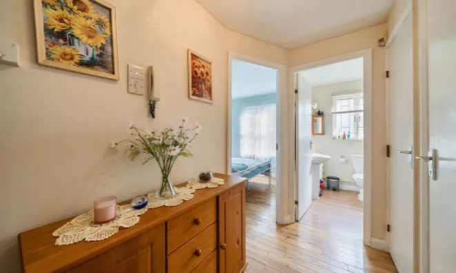 Недвижимость Longfellow Way: 4