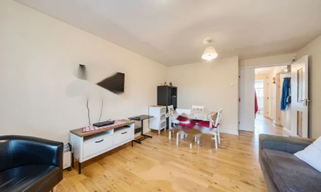 Недвижимость Longfellow Way: 7