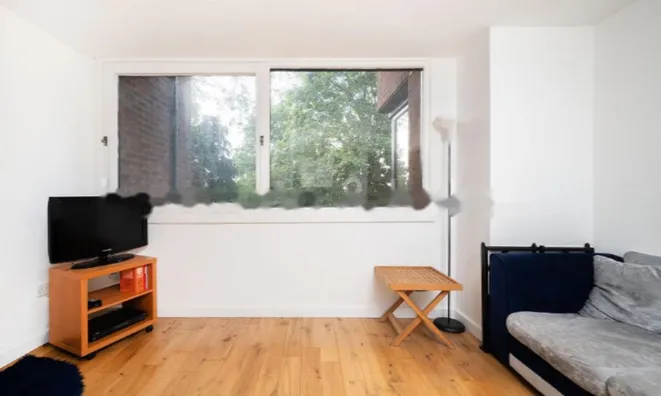 Недвижимость Britten Close: 1