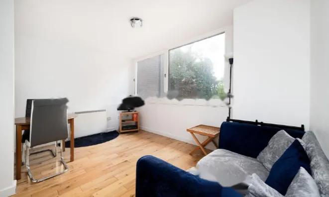 Недвижимость Britten Close: 9