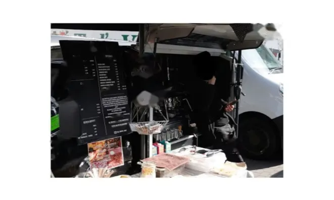 Недвижимость Adamson Road: 8