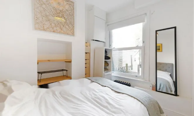 Недвижимость Hazlebury Road: 1