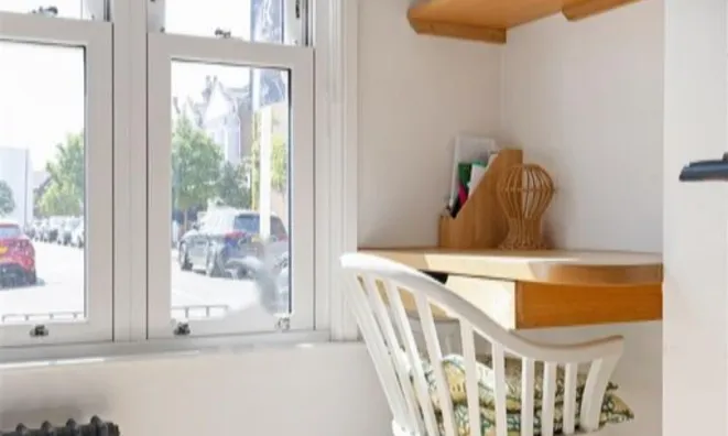 Недвижимость Hazlebury Road: 3