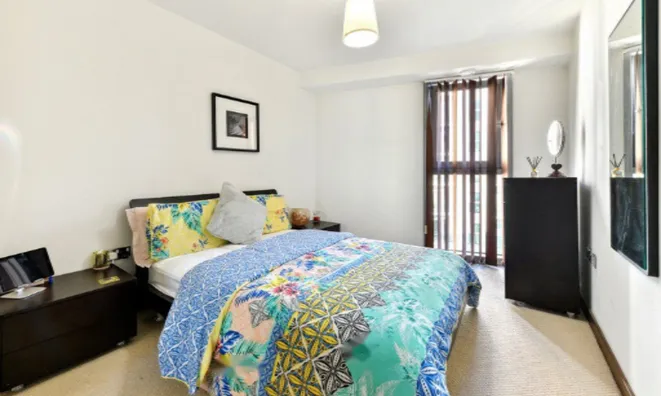 Недвижимость Bridges Court Road: 7