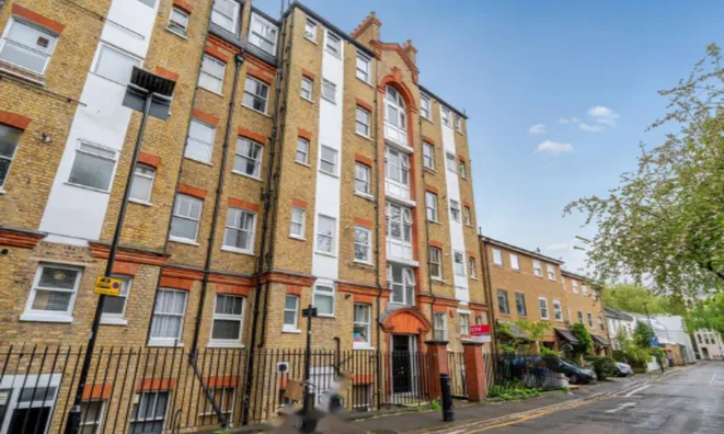 Недвижимость Chiswick Road, Chiswick: 4