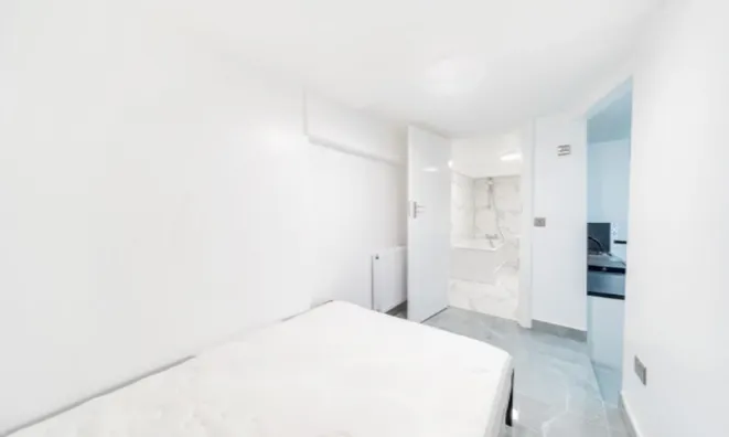 Недвижимость Rosebery Gardens, Crouch End: 1