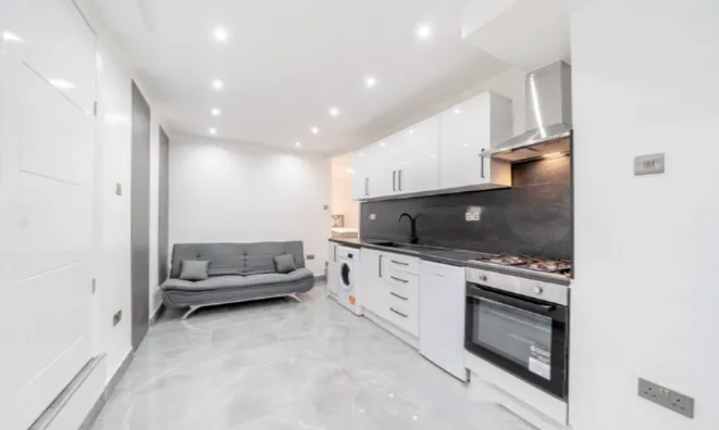 Недвижимость Rosebery Gardens, Crouch End: 5