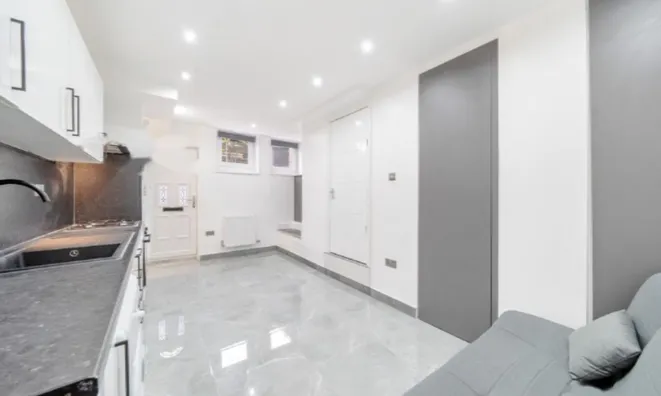 Недвижимость Rosebery Gardens, Crouch End: 8