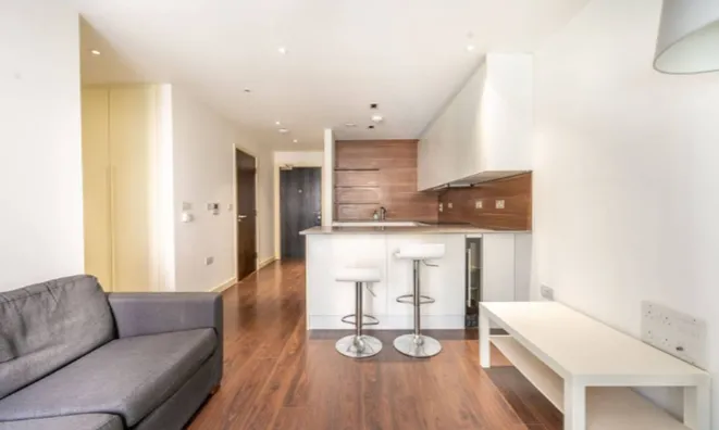 Недвижимость Devan Grove, Manor House: 8