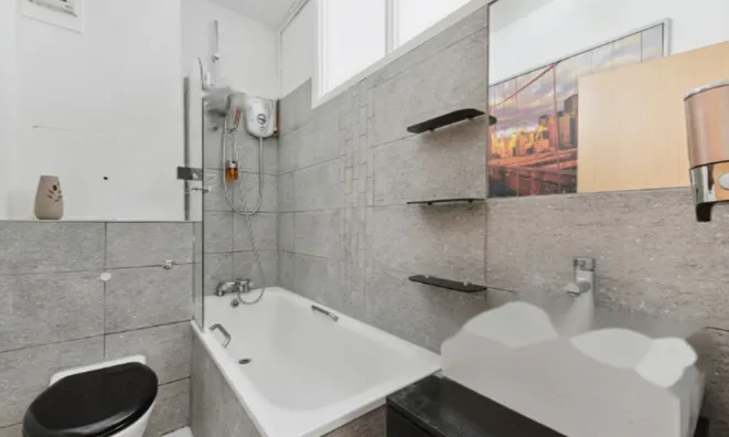 Недвижимость Cliff Road: 10