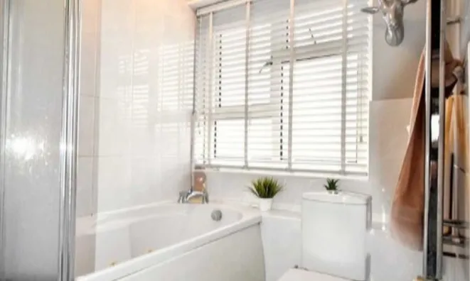 Недвижимость Ellesmere Court, Chiswick: 2