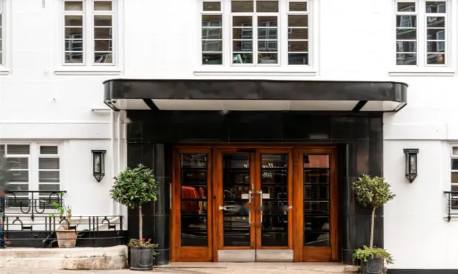 Недвижимость Vicarage Court, Vicarage Gate, Kensington: 11