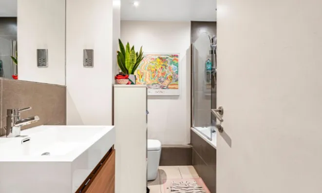 Недвижимость Henriques Street: 1