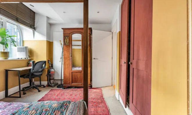 Недвижимость Henriques Street: 6