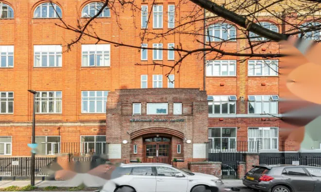 Недвижимость Henriques Street: 10